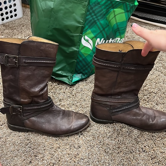 Grayish brown Frye boots - Picture 2 of 5